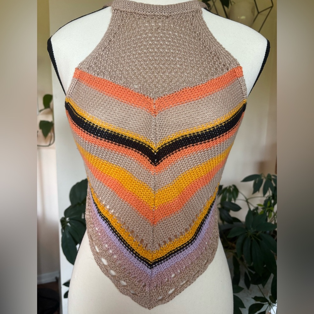 Love Knits - Knit Halter Top - Picture 2 of 7